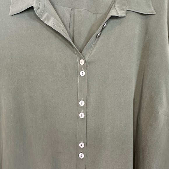 Soft Surrounding Sage Green 100% Silk Button Up Shirt 2X - New without tags - Picture 6 of 7